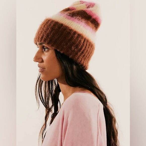 NWT Free People The Groove Stripe Beanie in Candy Stripe - Picture 2 of 4
